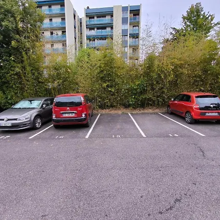 Calme-balcon-parking-5 Min De Pau Centre Billere